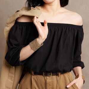 Banana Republic Off-Shoulder Knit Top black